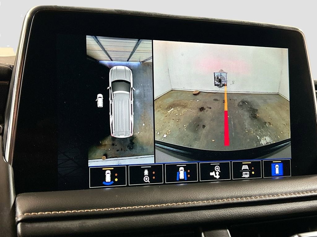 2024 GMC Yukon AT4 - Photo 11