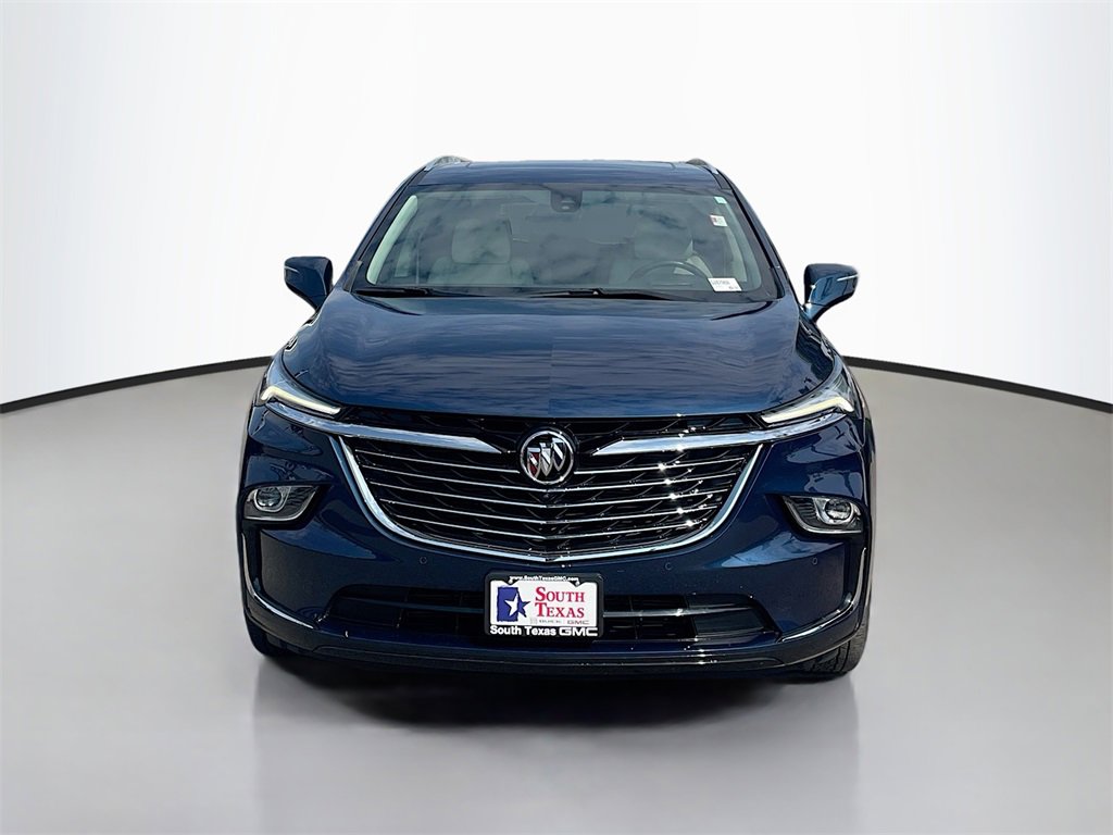 2023 Buick Enclave Premium photo 2