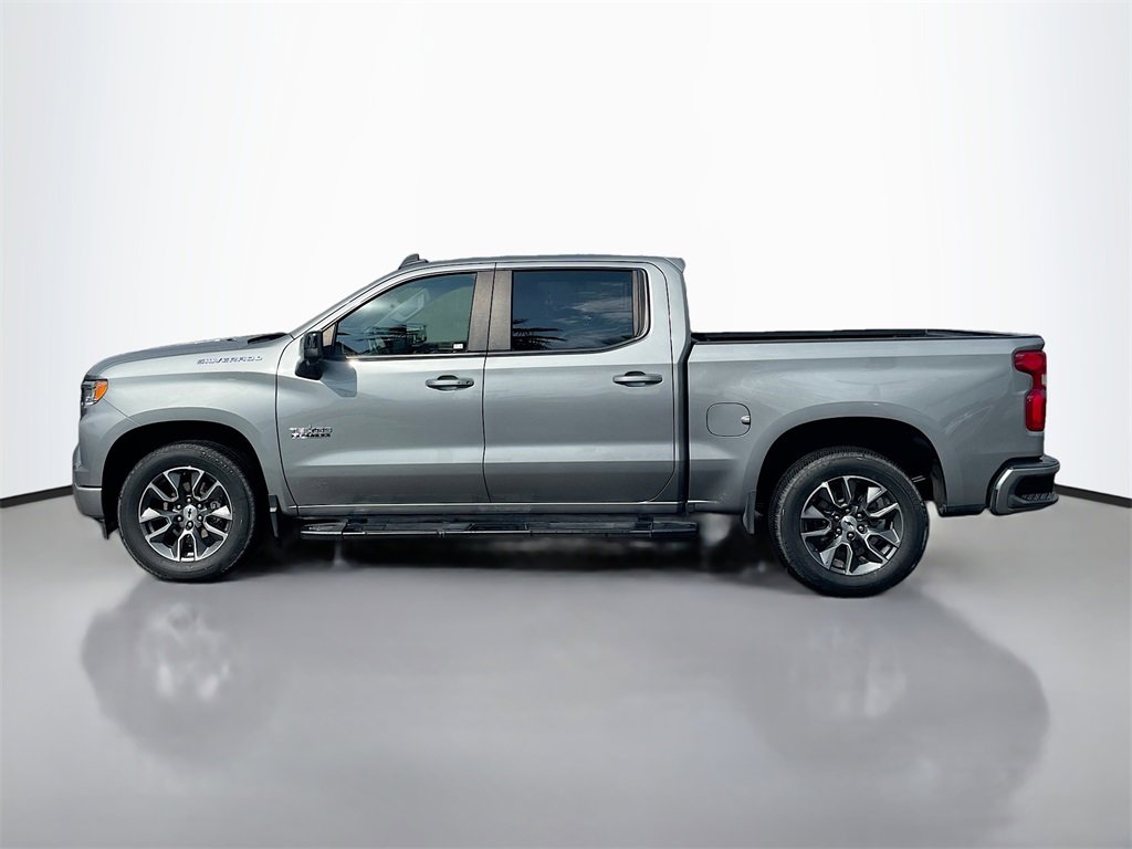 2023 Chevrolet Silverado RST photo 4