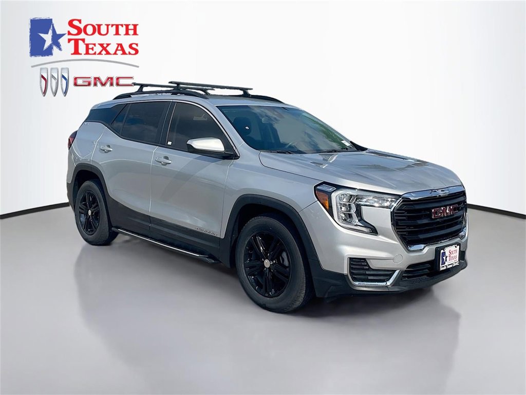 2022 GMC Terrain SLE's photo
