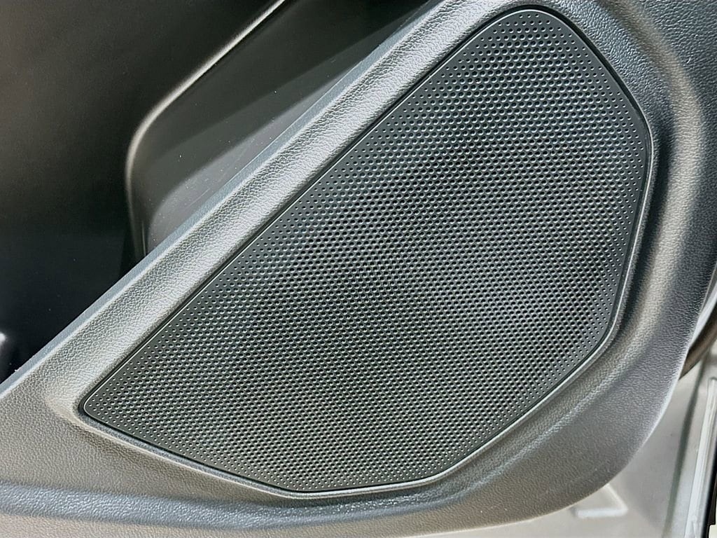2024 Ford Explorer XLT - Photo 18