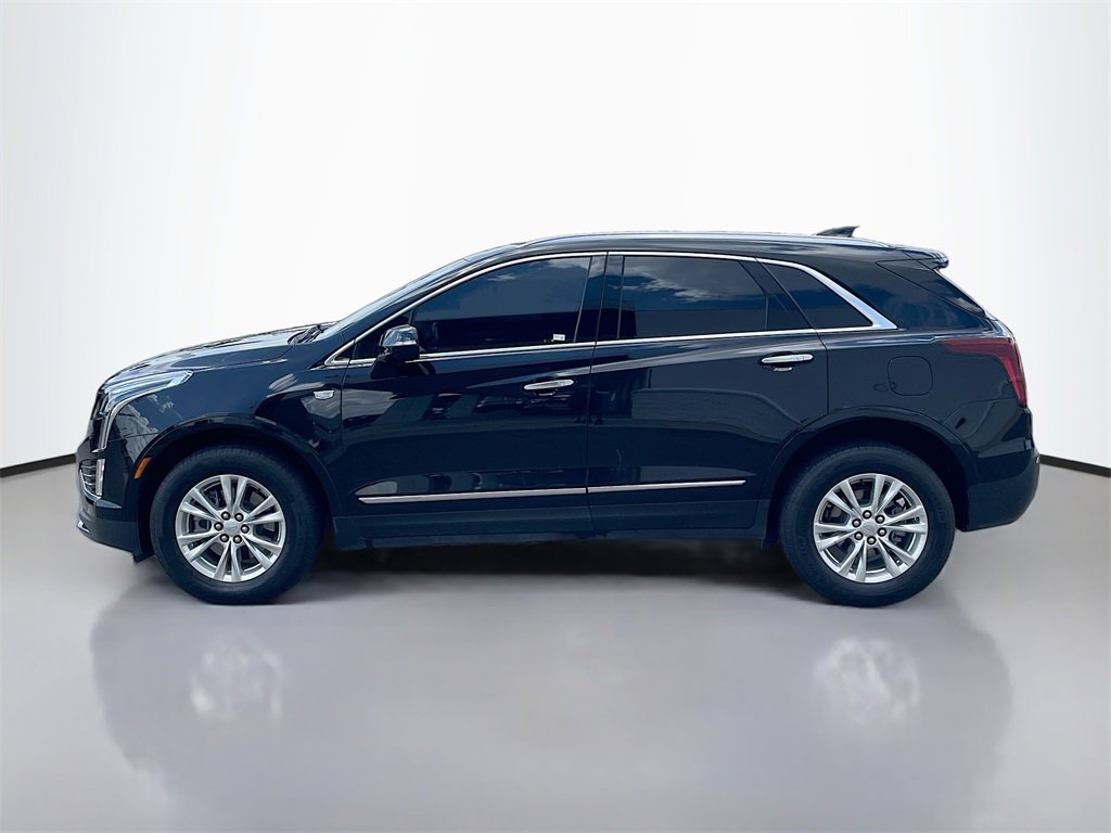 2023 Cadillac XT5 Luxury photo 3