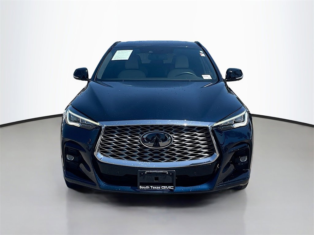 2023 Infiniti QX55 Essential photo 2