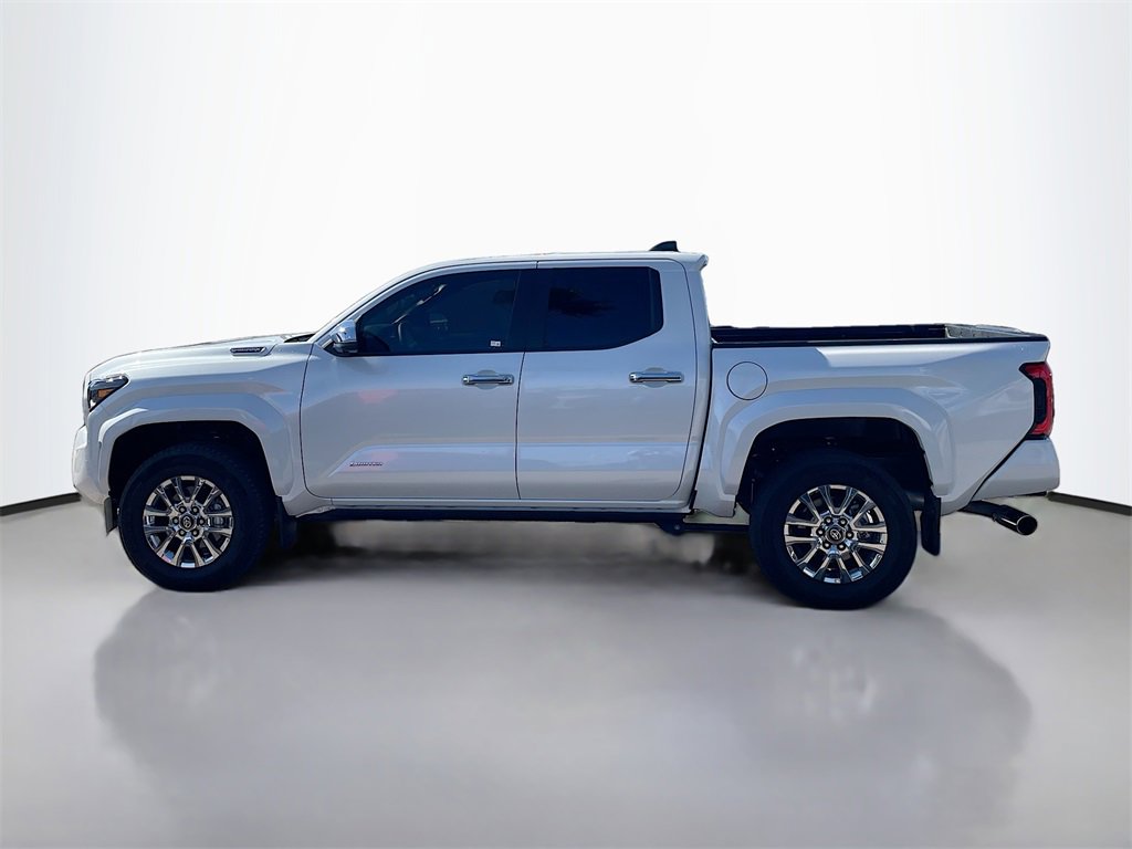 2025 Toyota Tacoma TRD Sport photo 4