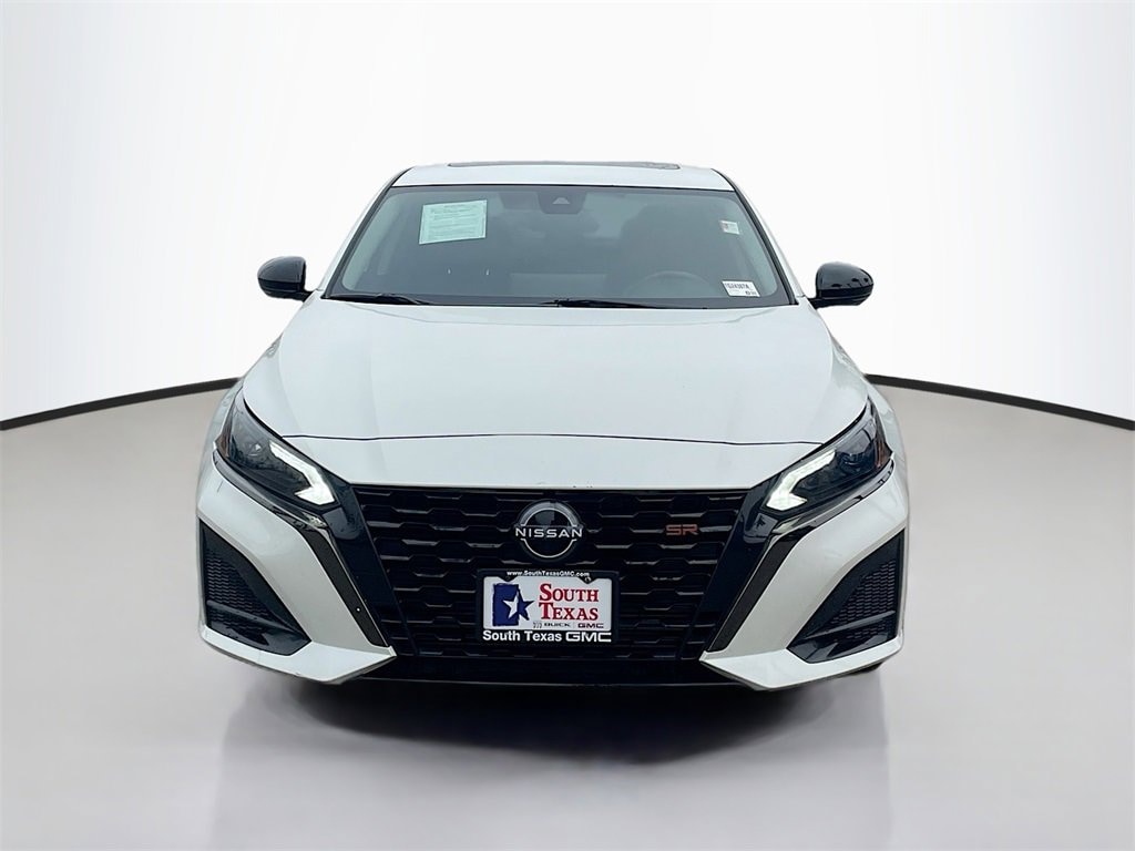 Used 2023 Nissan Altima 2.0 SR Sedan