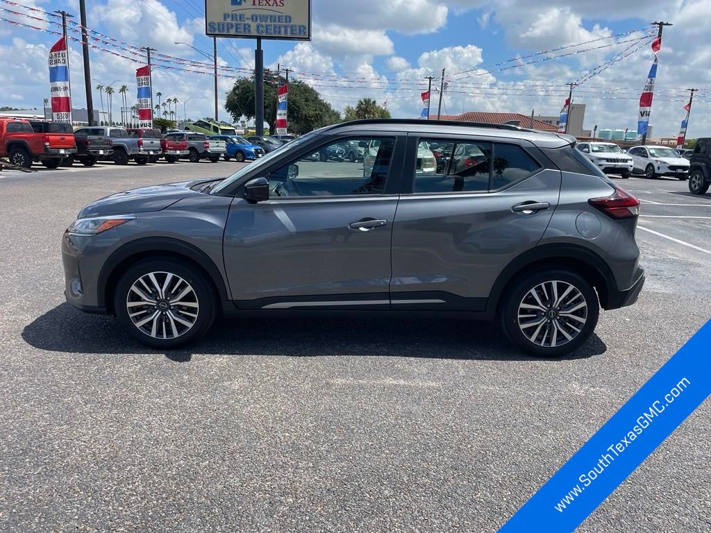 Used 2024 Nissan Kicks SR with VIN 3N1CP5DV0RL526577 for sale in Mcallen, TX