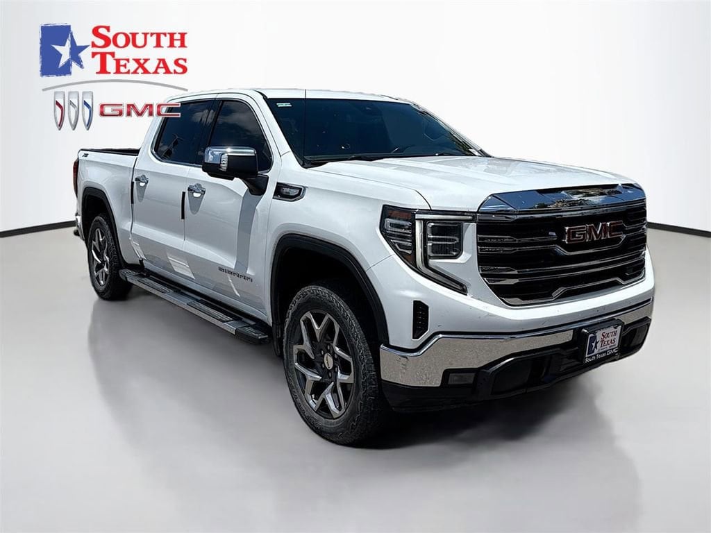 2023 GMC Sierra 4WD Crew Cab Short Box SLT's photo
