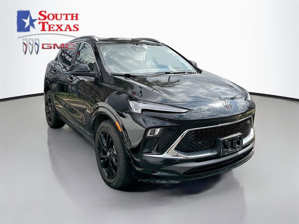 2025 Buick Encore GX Sport Touring's photo