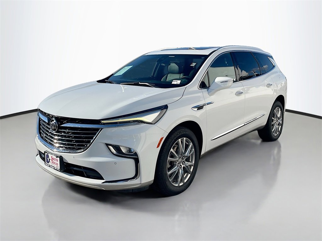 2023 Buick Enclave Essence photo 2