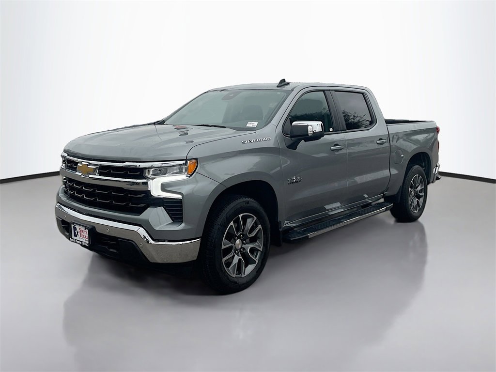 2025 Chevrolet Silverado 1500 LT Texas Edition photo 3