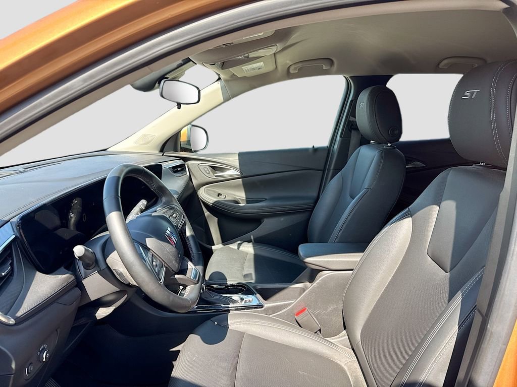 2024 Buick Encore GX Sport Touring - Photo 10