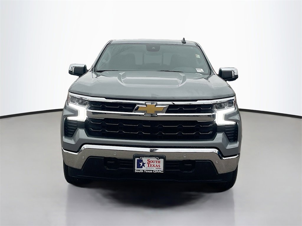 2025 Chevrolet Silverado 1500 LT Texas Edition photo 2