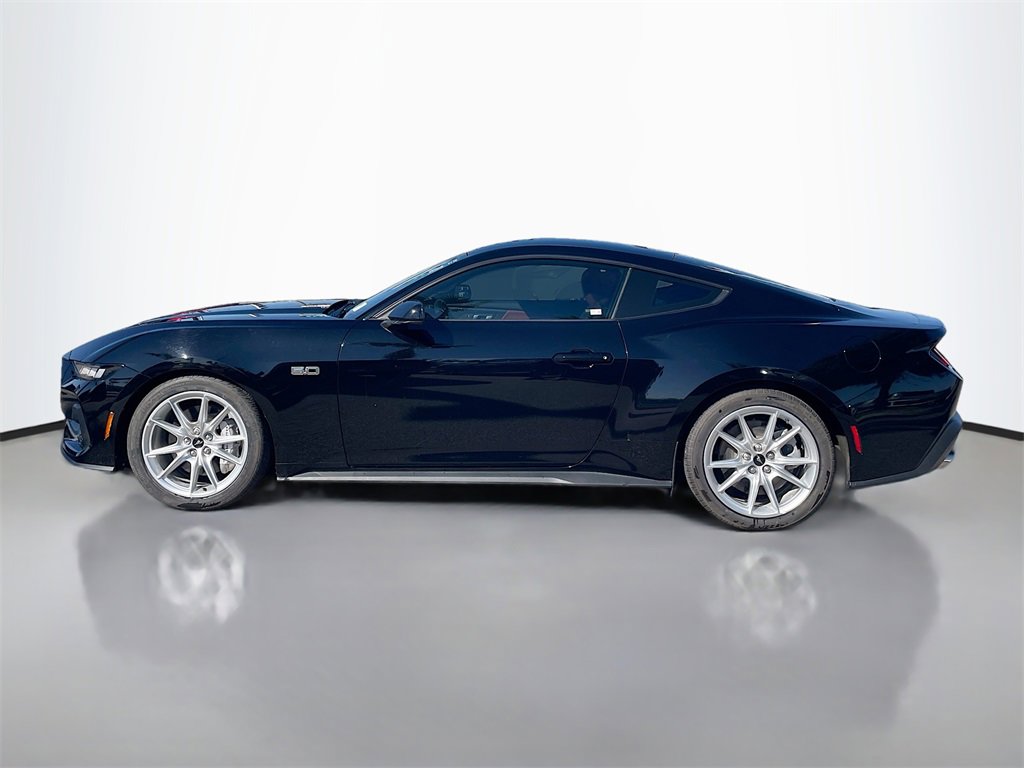 2024 Ford Mustang GT photo 4