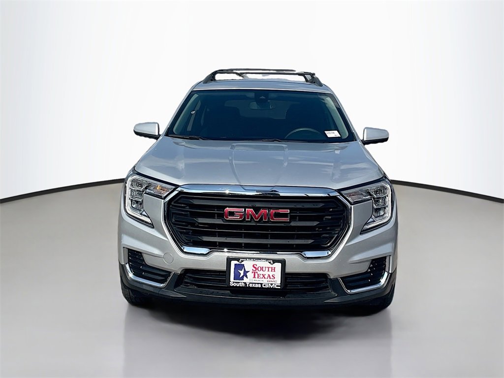2022 Gmc Terrain SLE photo 2