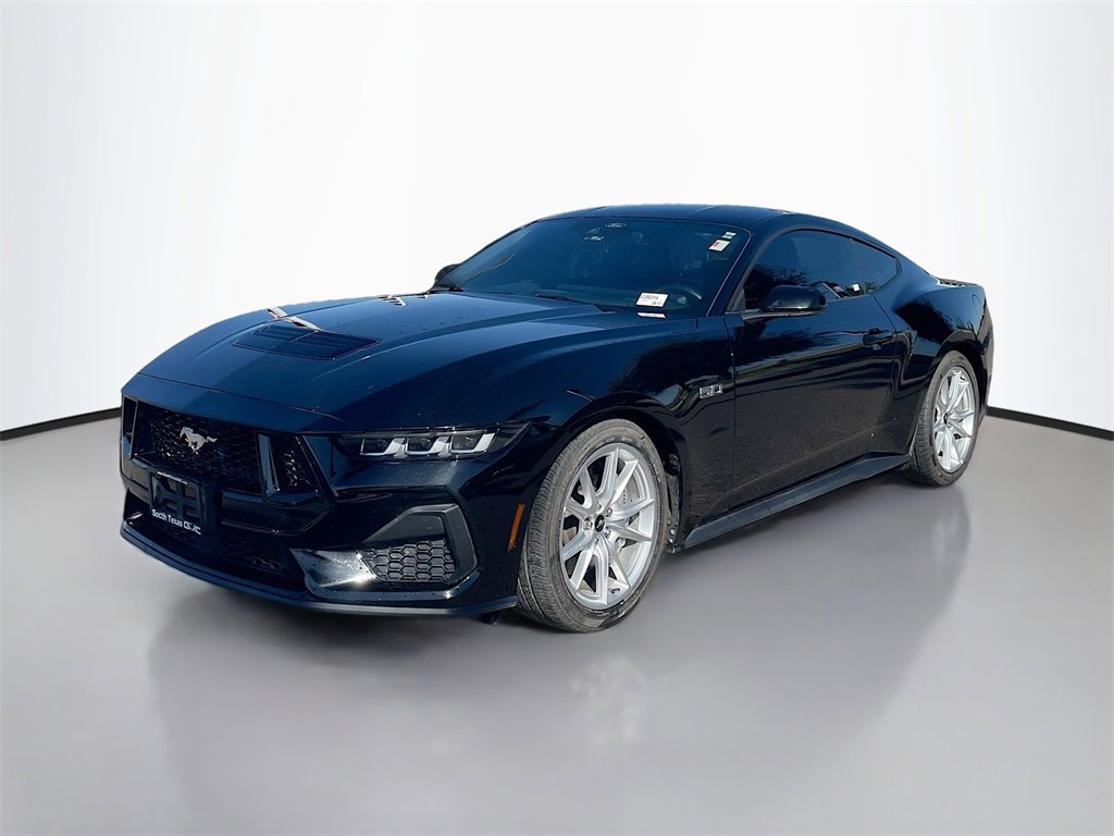 2024 Ford Mustang GT photo 3