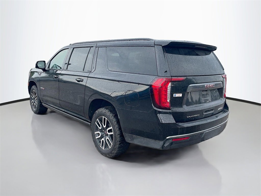 2023 Gmc Yukon XL AT4 photo 3