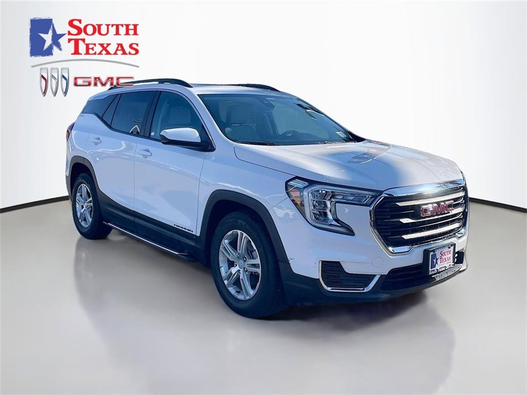 2023 GMC Terrain SLE's photo