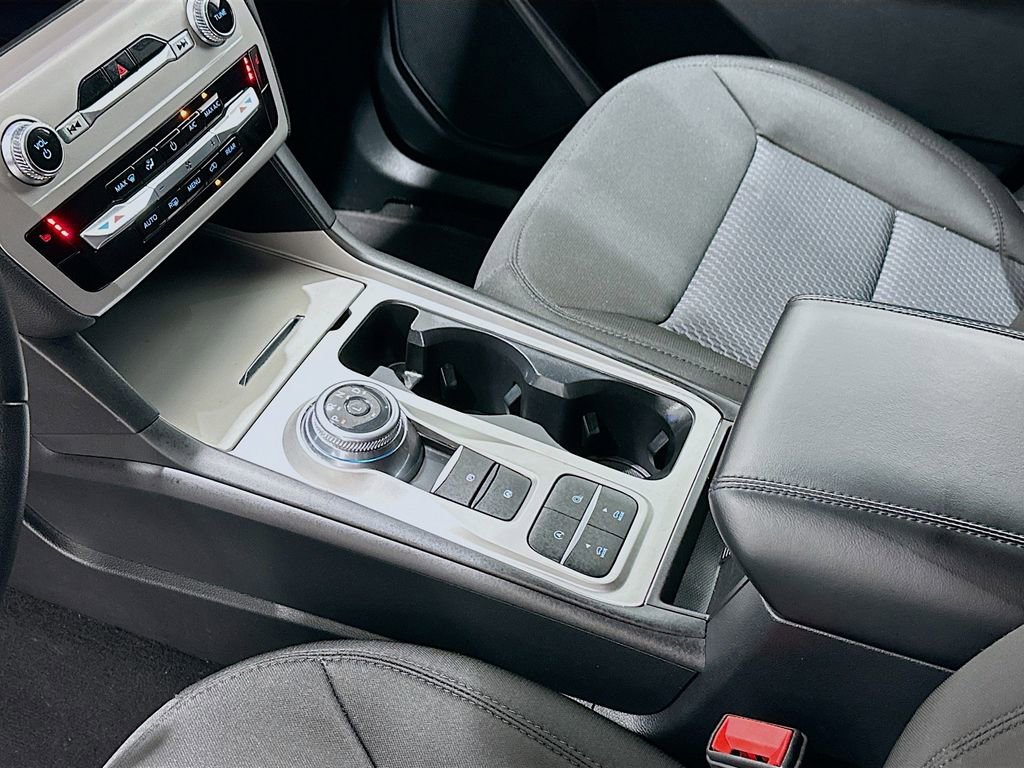 2024 Ford Explorer XLT - Photo 16