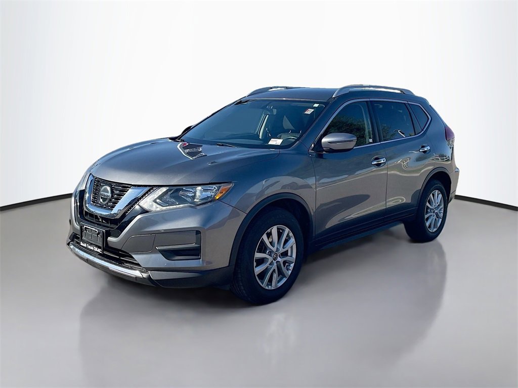 2018 Nissan Rogue SV photo 2