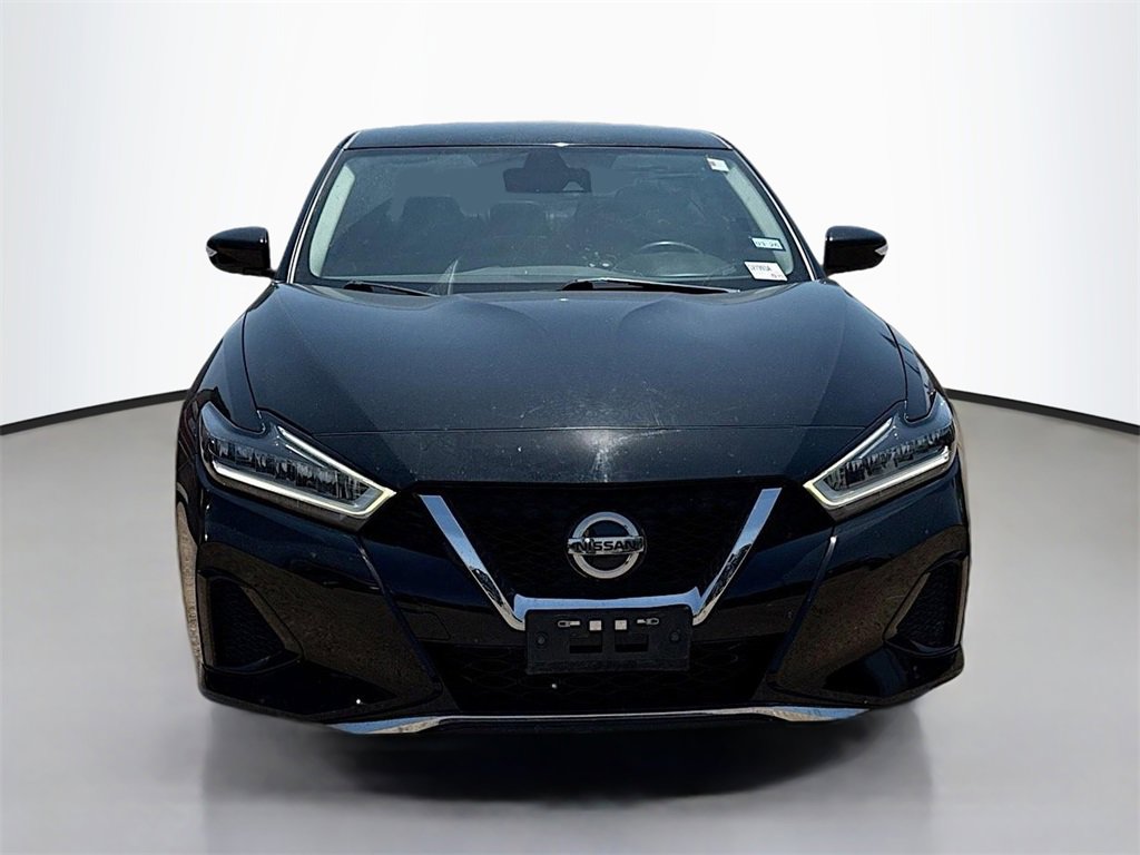 2021 Nissan Maxima SV photo 2