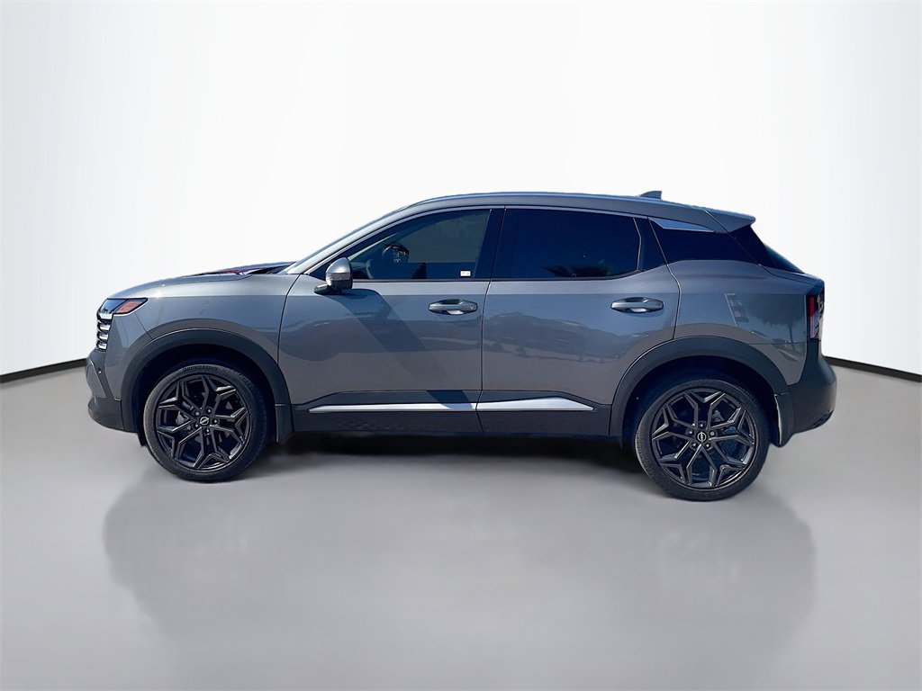 2025 Nissan Kicks SR photo 4