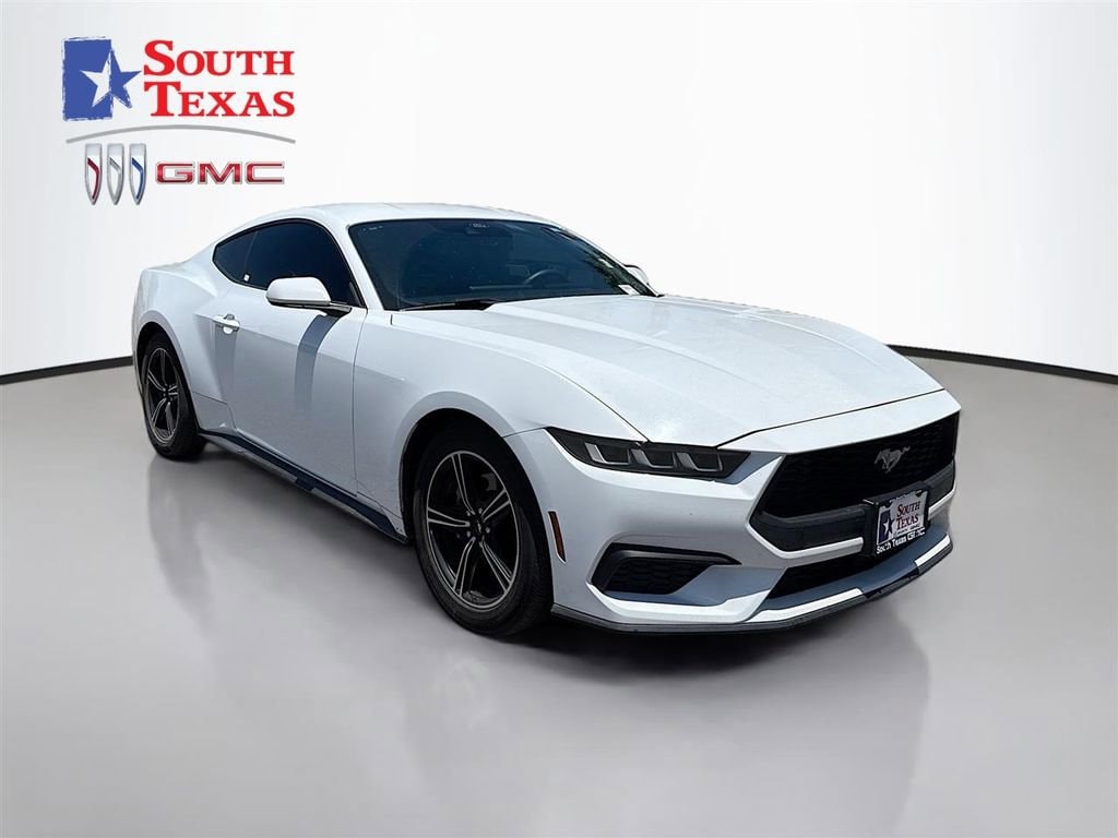 2024 Ford Mustang EcoBoost Fastback's photo