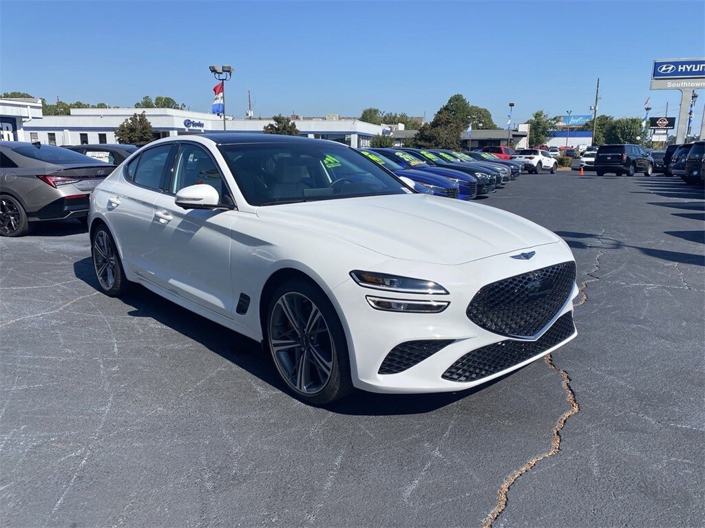 2025 Genesis G70 3.3T Sport Prestige photo 4