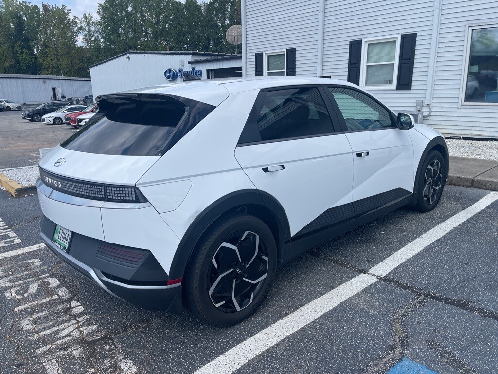 2022 Hyundai Ioniq 5 SEL photo 3