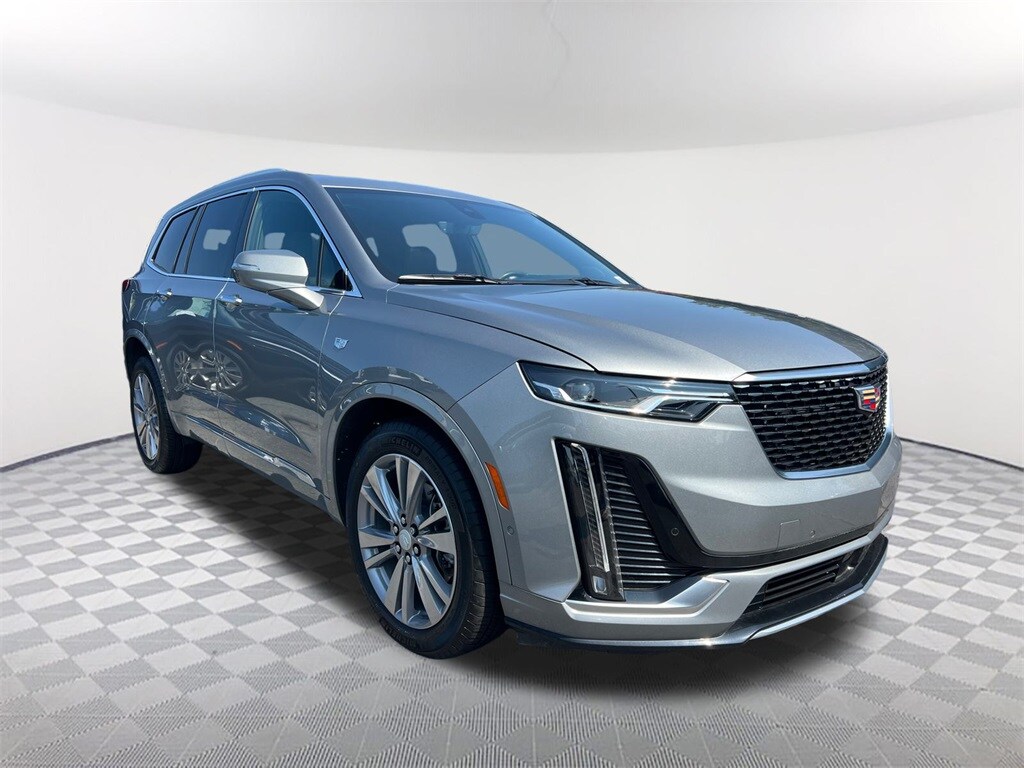 2024 Cadillac XT6 Premium Luxury photo 3