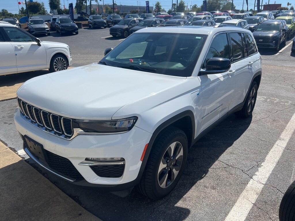 2023 Jeep Grand Cherokee 4xe photo 2