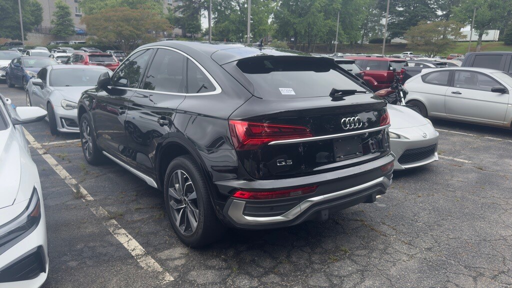 2022 Audi Q5 Sportback 45 S line Premium Plus photo 2