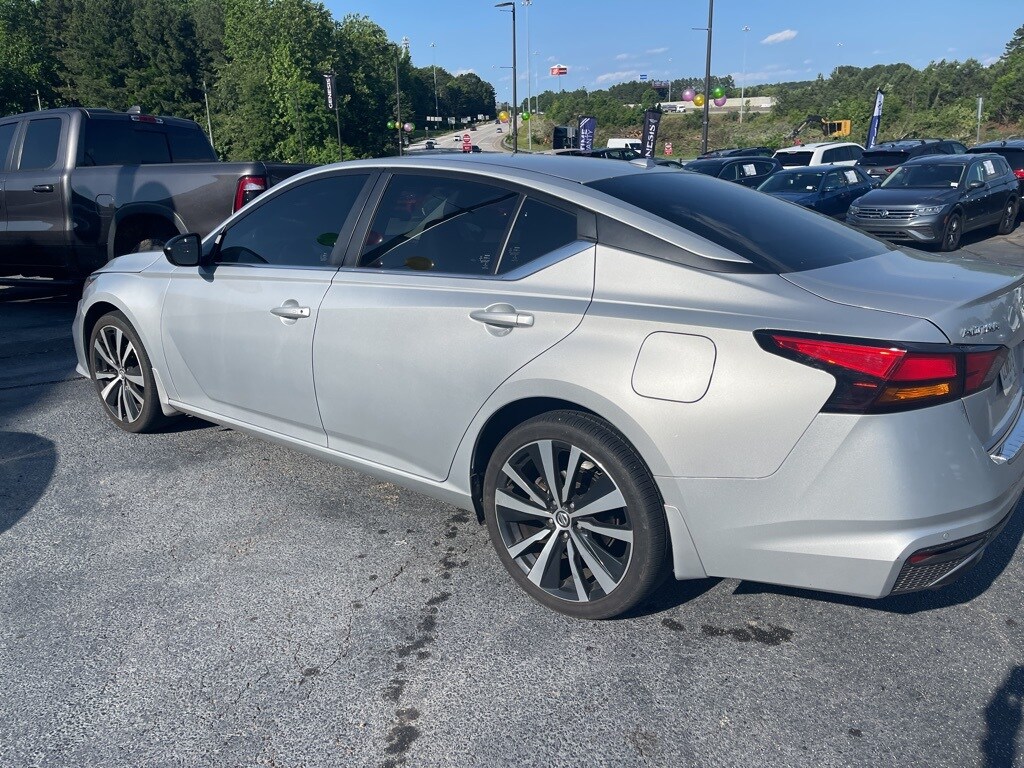 2022 Nissan Altima 2.5 SR photo 4