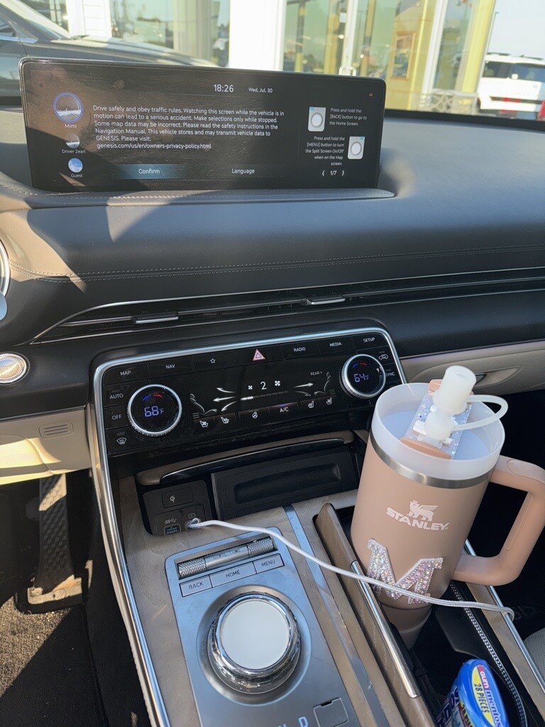 2023 Genesis GV80 2.5T photo 3