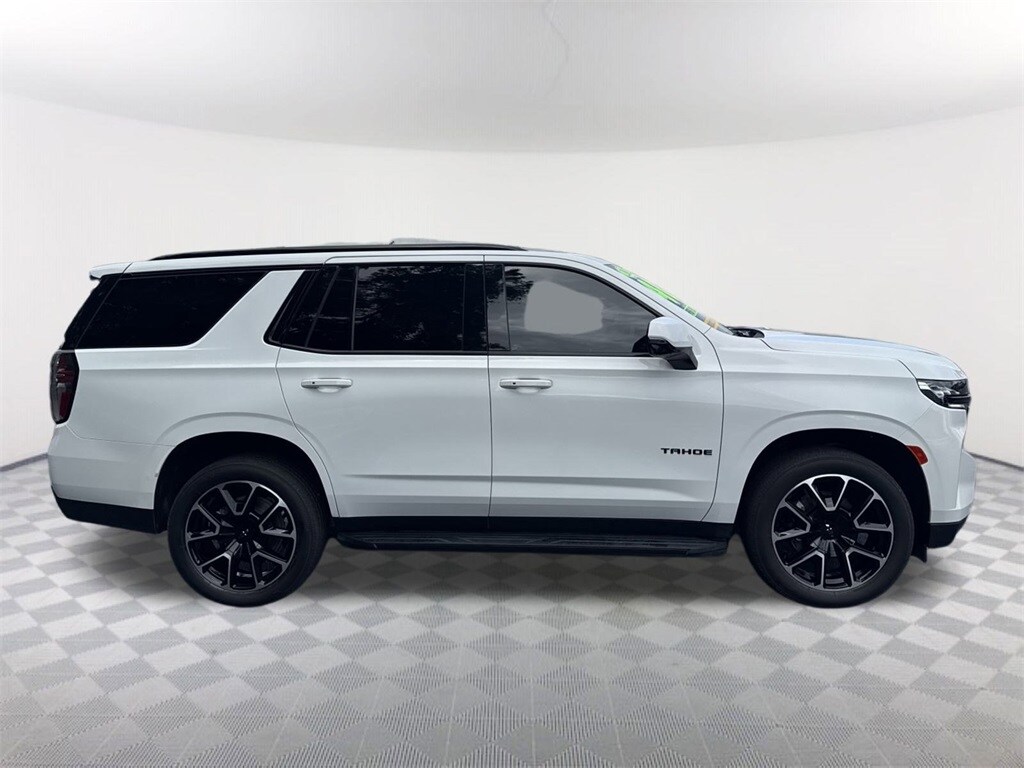 2023 Chevrolet Tahoe RST photo 2