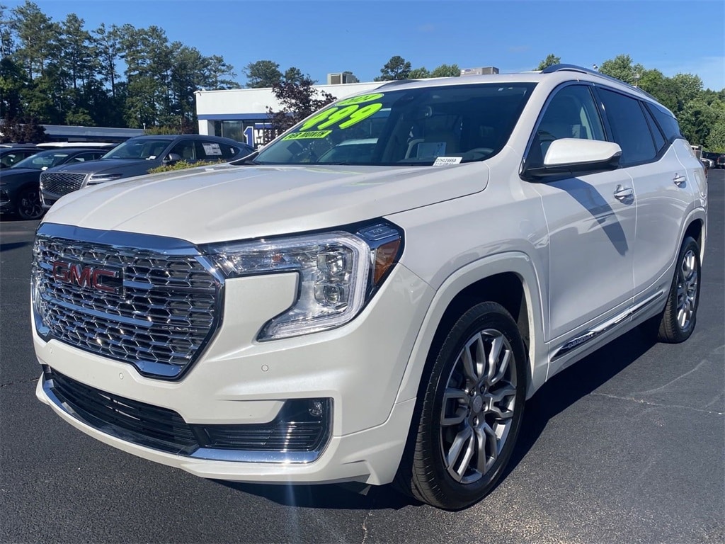 Used 2024 GMC Terrain Denali with VIN 3GKALXEG0RL126650 for sale in Riverdale, GA