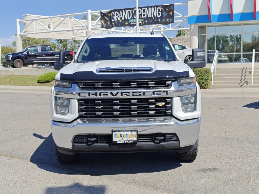 2021 Chevrolet Silverado 2500HD LT photo 2