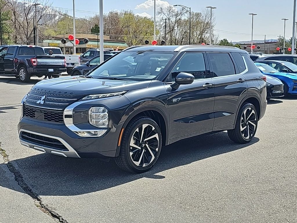 2025 Mitsubishi Outlander Plug-in Hybrid SEL - Photo 3