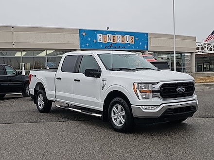 2022 Ford F-150 XLT Truck SuperCrew Cab