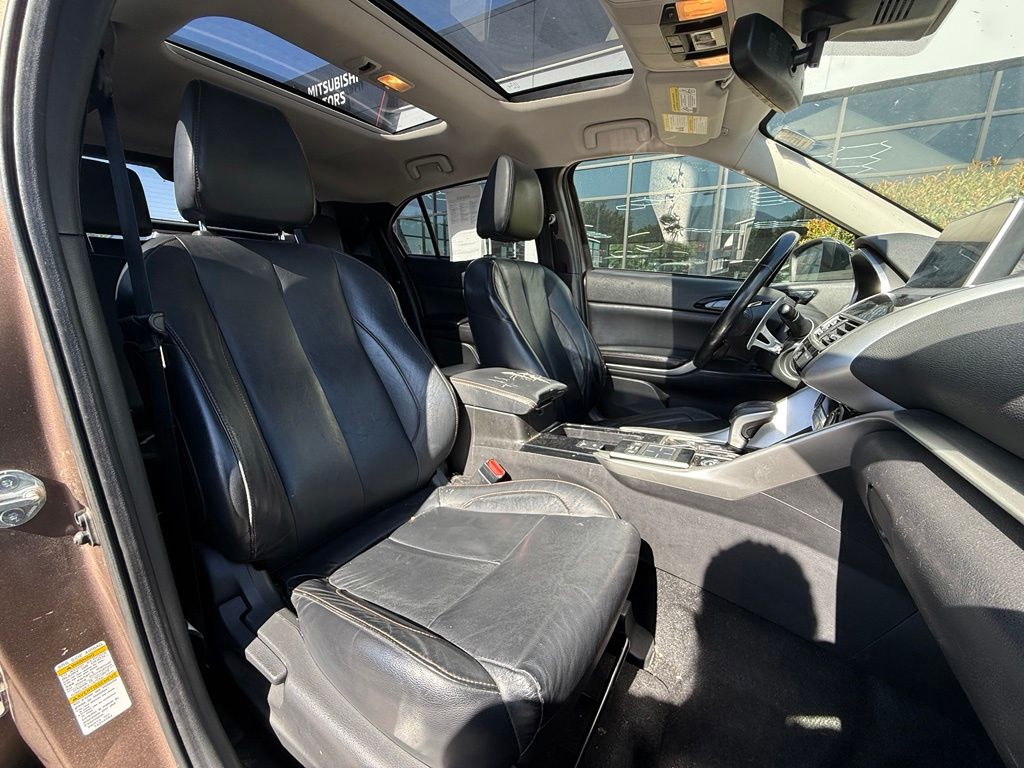 2019 Mitsubishi Eclipse Cross SEL - Photo 27