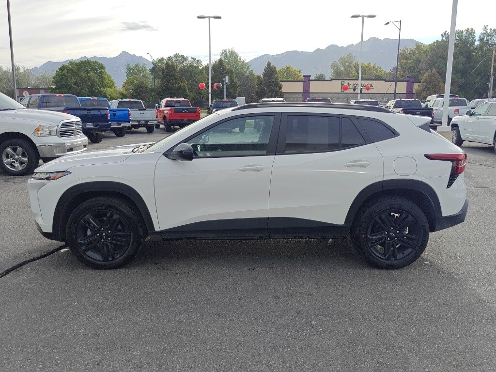 2025 Chevrolet Trax ACTIV photo 3