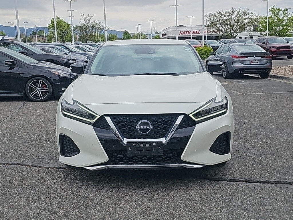2023 Nissan Maxima SV photo 2