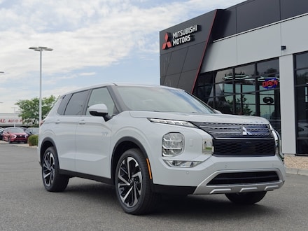 2025 Mitsubishi Outlander PHEV SE SUV