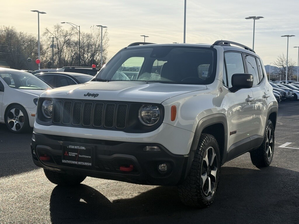 2021 Jeep Renegade Trailhawk photo 2