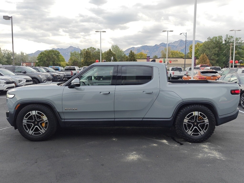 2023 Rivian R1T Adventure photo 4