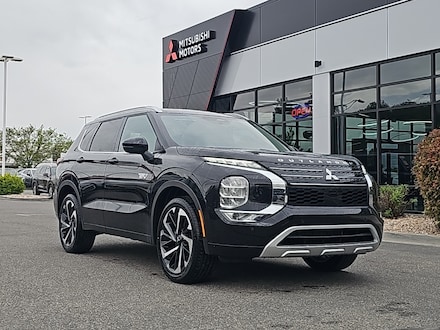 2025 Mitsubishi Outlander PHEV SEL SUV