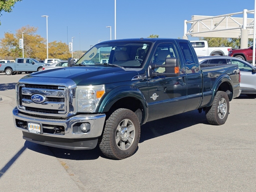 2011 Ford F-250 Lariat photo 3