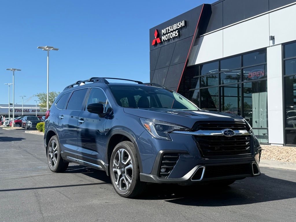 2024 Subaru Ascent Touring's photo