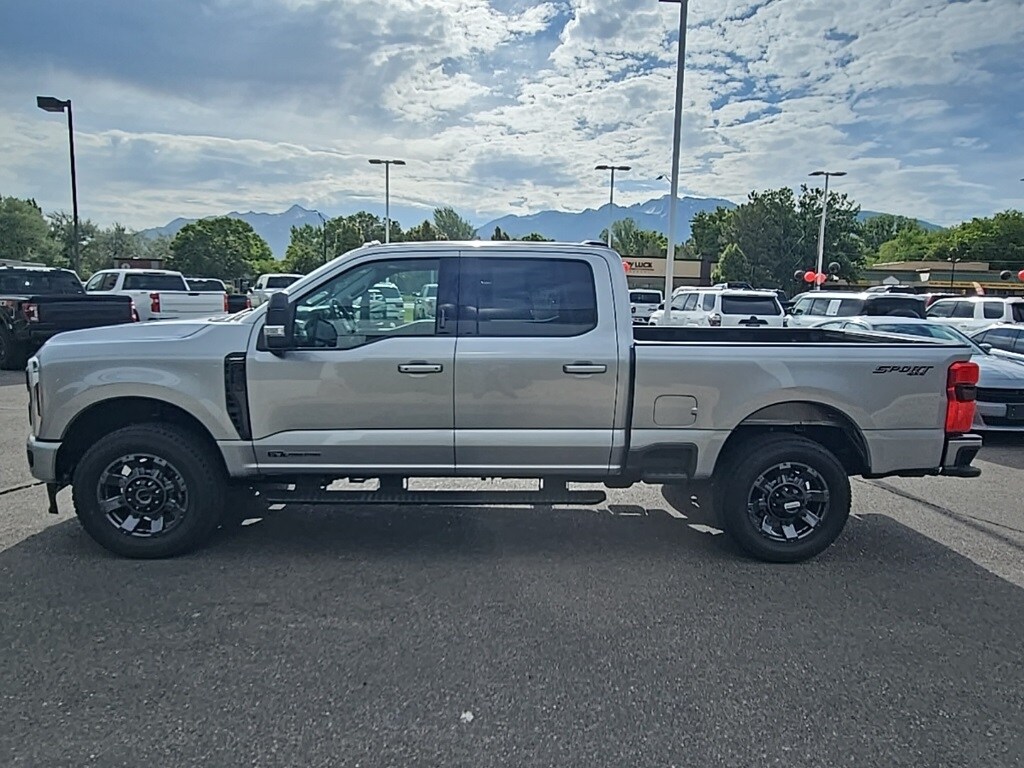 2024 Ford F-250 Lariat photo 4