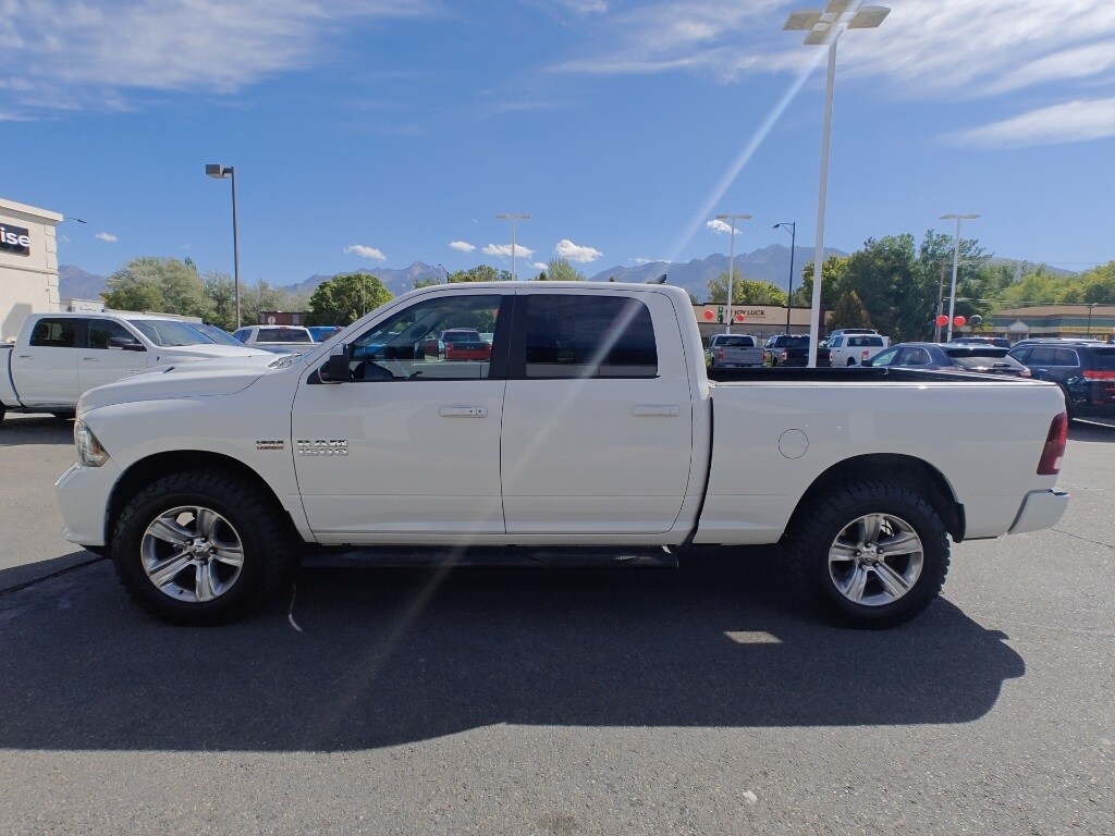 2015 Ram 1500 Sport photo 4