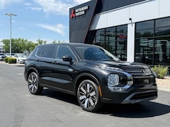 2026 Mitsubishi Outlander Plug-In Hybrid SE SUV